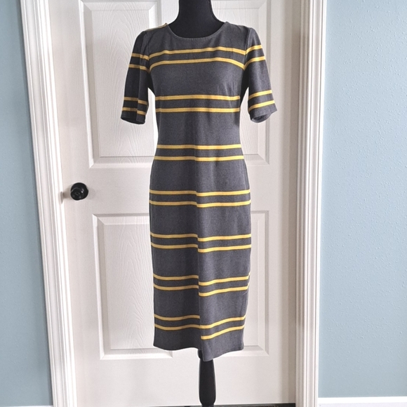 Old Navy Short Sleeve Fitted Striped Midi Sweater Comfy Causal Dress - Picture 1 of 7